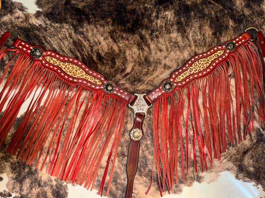 Red Cheetah Breastcollar